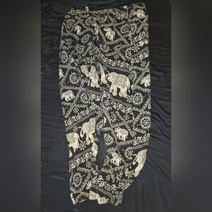 Black & white elephant print pants, flowy boho vibe, super comfy, festival ready